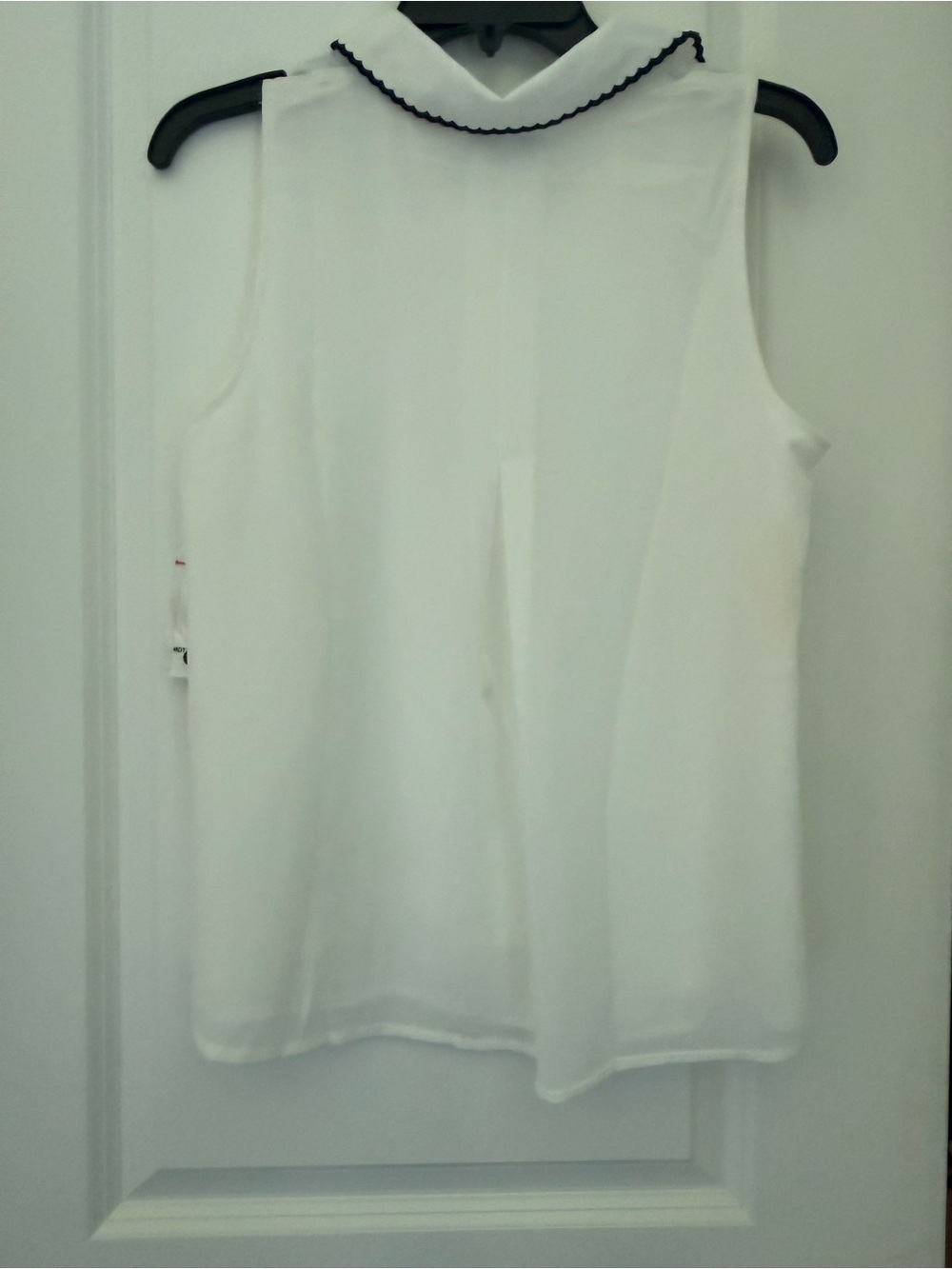 CeCe White Sleeveless Blouse with Black Button & Collar Trim - Picture 2 of 4